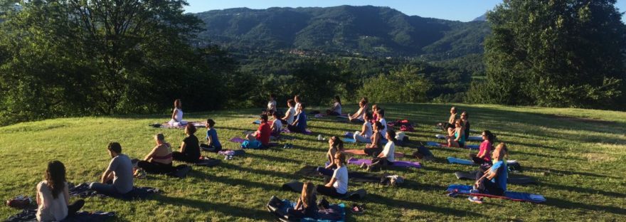 yoga al tramonto montevecchia