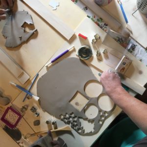 mano corso di argilla
